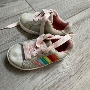 Toddler size 6 shoes cat and jack